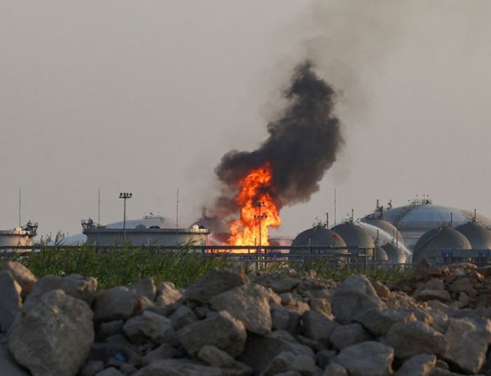 Houthis Allege Saudi Strikes on Sanaa, Claim Retaliatory Attack on Aramco Facility in Riyadh