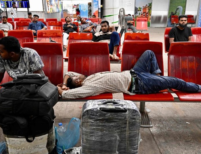 Around 10,000 Passengers Stranded as 61 Dhaka–Riyadh Flights Cancelled