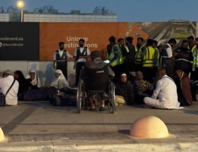 Saudi Airport Closure Disrupts Daily Life in the Kingdom’s Capital