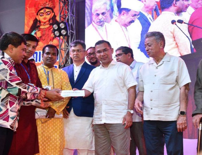 Tarique Rahman’s Prudence Adds to the Festive Spirit of Durga Puja