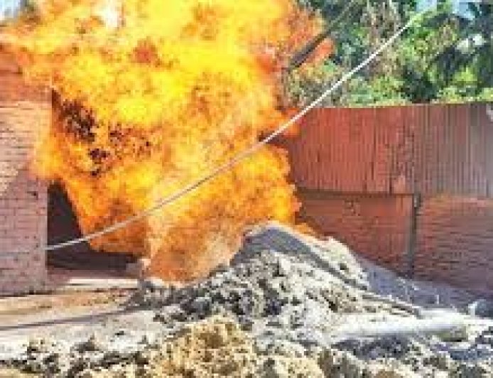 Four-Day Gas Fire Continues in Cox’s Bazar as Section 144 Imposed