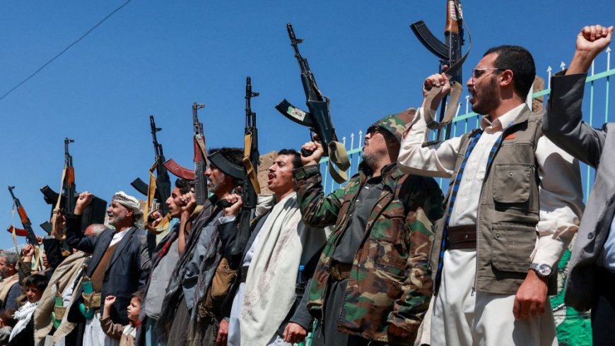 Aircraft Damaged at Riyadh Airport as Houthi Attacks Intensify